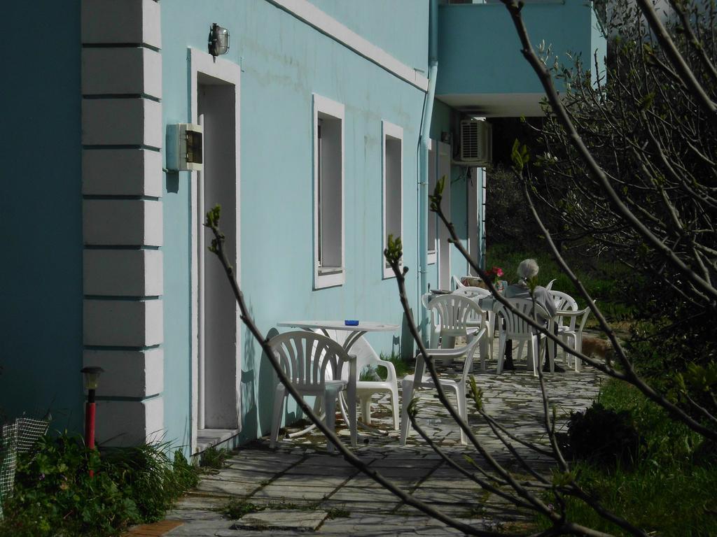 Tom'S House Leilighet Skriperon Eksteriør bilde